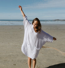 Load image into Gallery viewer, Cocoon Surf Poncho