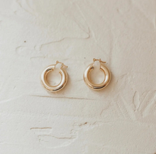 Load image into Gallery viewer, Frida Earrings