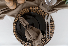 Load image into Gallery viewer, Linen Dinner Napkins