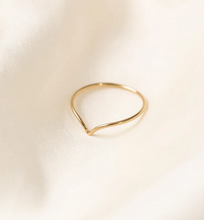 Load image into Gallery viewer, Chevron Ring