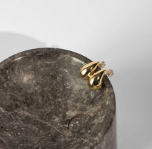 Load image into Gallery viewer, Alice Teardrop Earrings