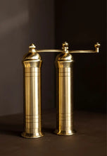 Load image into Gallery viewer, Brass Mill Grinder