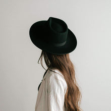 Load image into Gallery viewer, The Monroe Rancher