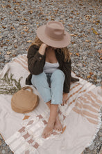 Load image into Gallery viewer, The Brook Throw
