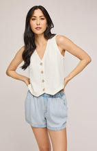 Load image into Gallery viewer, Kyra Vest

