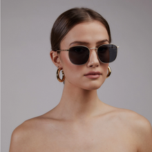 Load image into Gallery viewer, Payton Sunglasses
