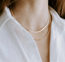 Load image into Gallery viewer, Herringbone Necklace
