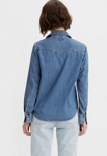 Load image into Gallery viewer, Levi's® Ultimate Western Button Down
