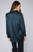 Load image into Gallery viewer, Winslow Button Down Shirt
