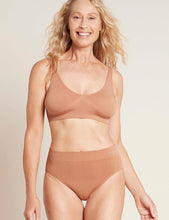 Load image into Gallery viewer, Seamfree Bamboo Crop Bra
