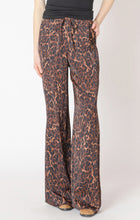 Load image into Gallery viewer, Carmela Flowy Pant
