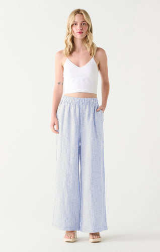 Canadian fashion, spring fashion, summer fashion, linen pants, blue linen pants