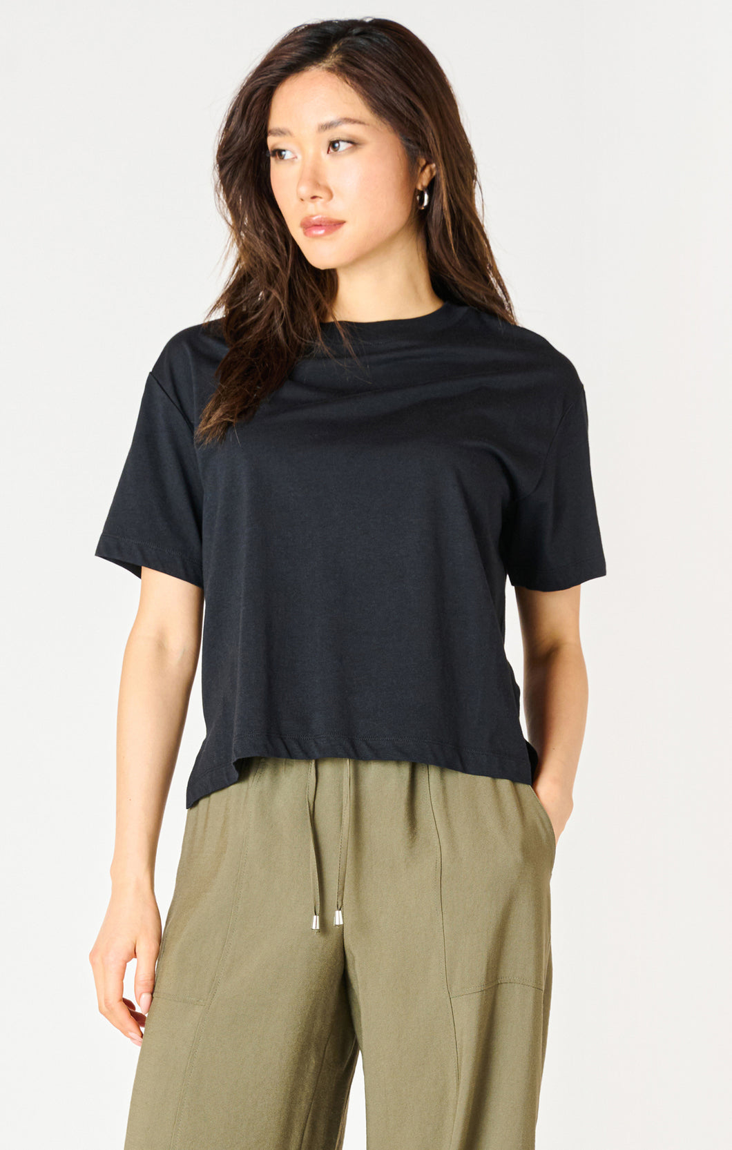 Essie Tee