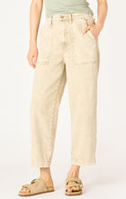 Load image into Gallery viewer, Fawn Ankle Jean
